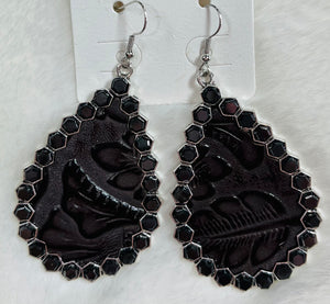 BLACK LEATHER TEARDROP EARRINGS