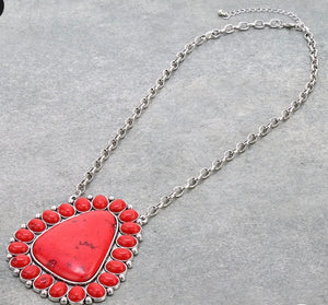 RED CONCHO CHAIN NECKLACE