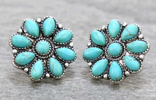 TURQUOISE CONCHO STUDS